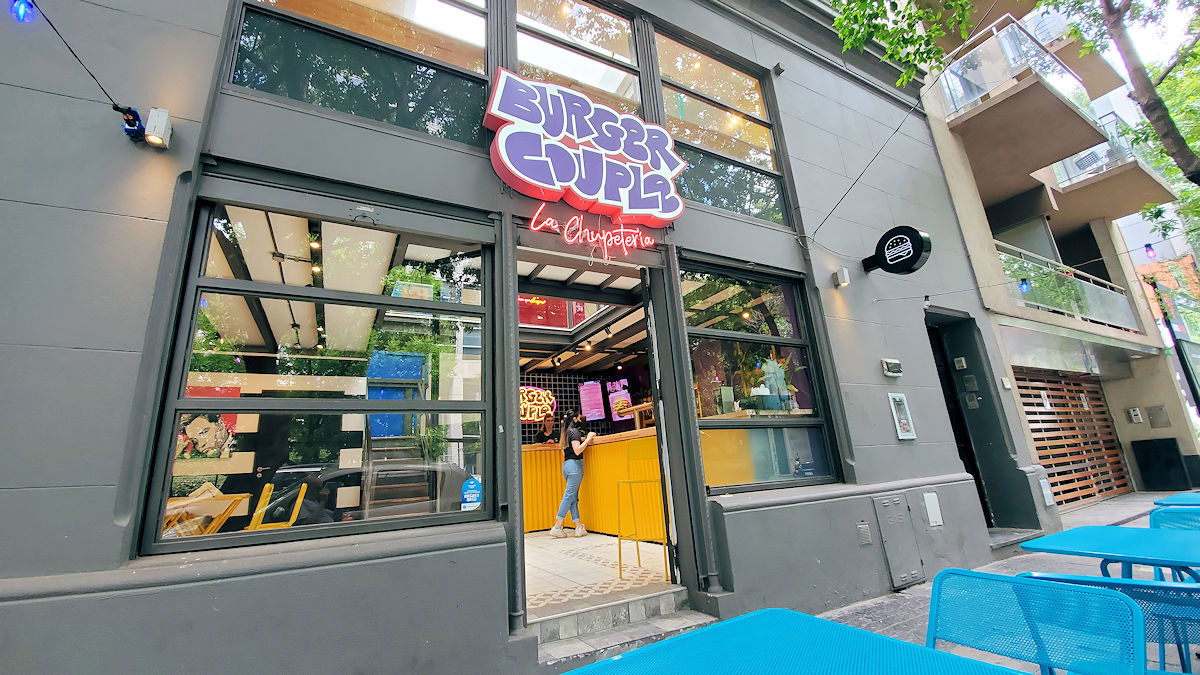 Fachada Burger Couple
